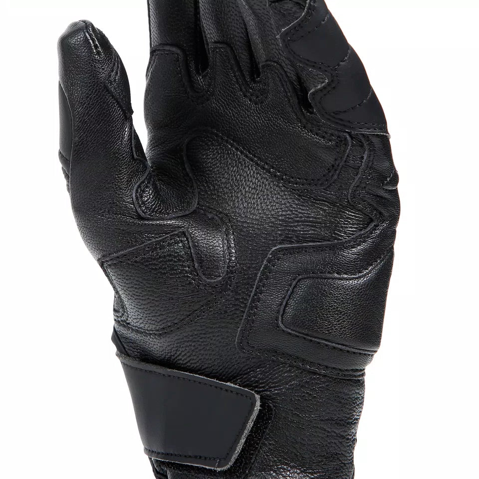 Guanti blackshape Dainese